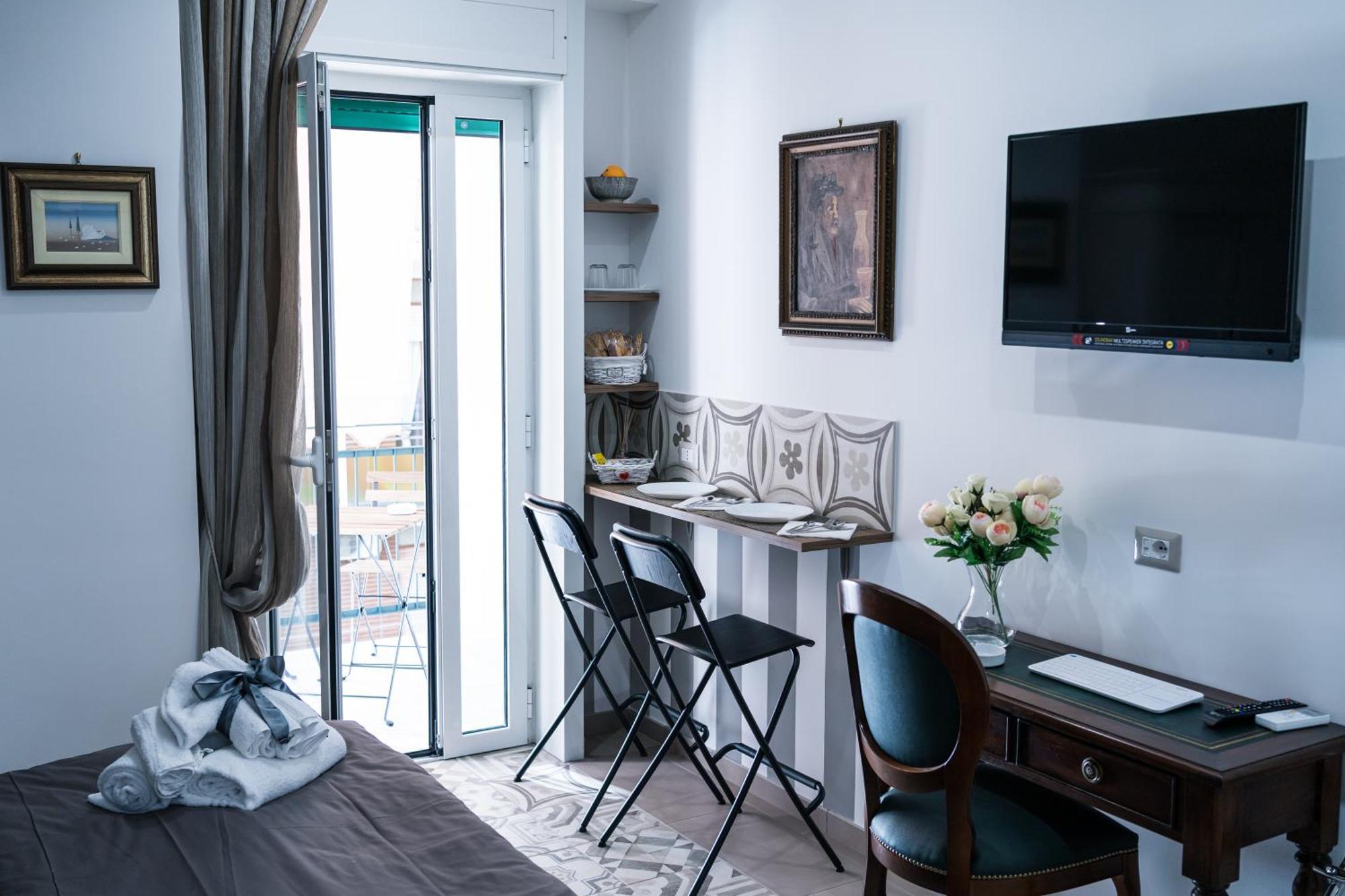 Le Berceau Bed & Breakfast Наполи Екстериор снимка